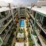 Lovely One Bedroom With Amazing Terrace View